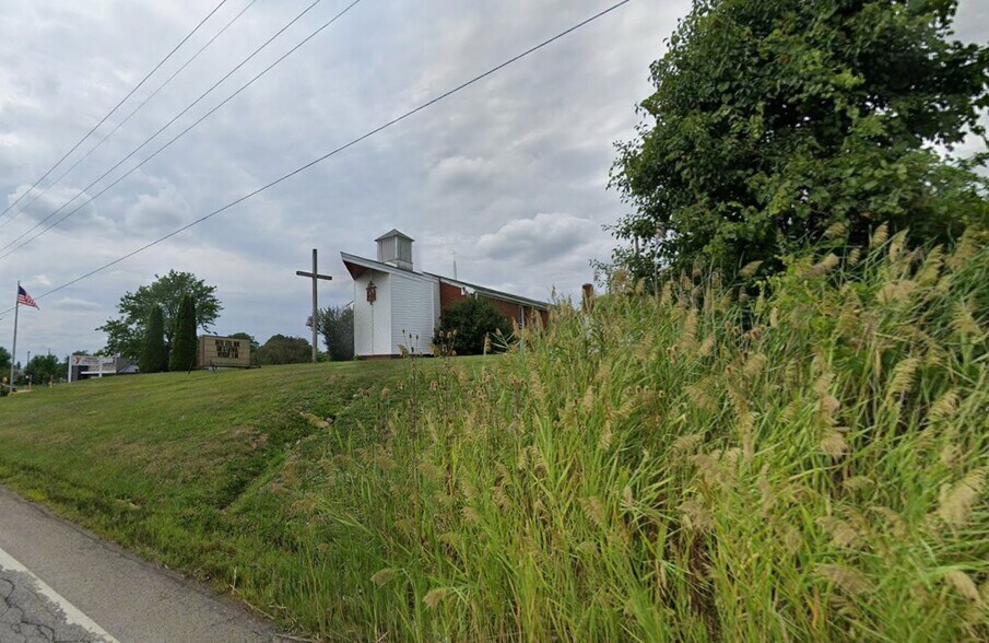 16864 Conneaut Lake Rd, Meadville, PA à vendre - Photo de l’immeuble – Image 2 sur 5
