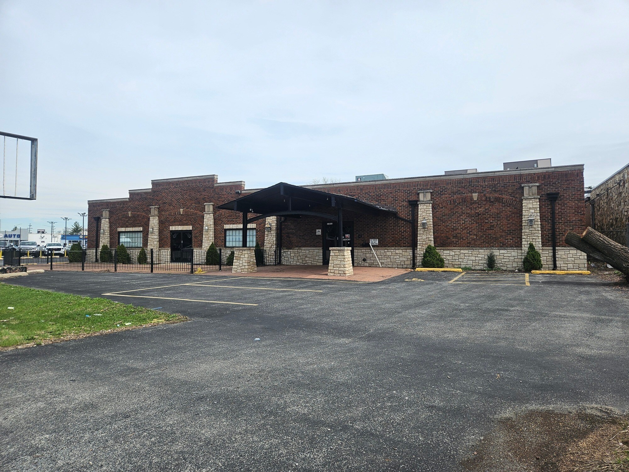 11011 Southwest Hwy, Palos Hills, IL à louer Photo principale– Image 1 sur 6