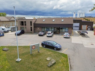 Plus de détails pour 190 Hempstead Dr, Hamilton, ON - Industriel/Logistique à vendre