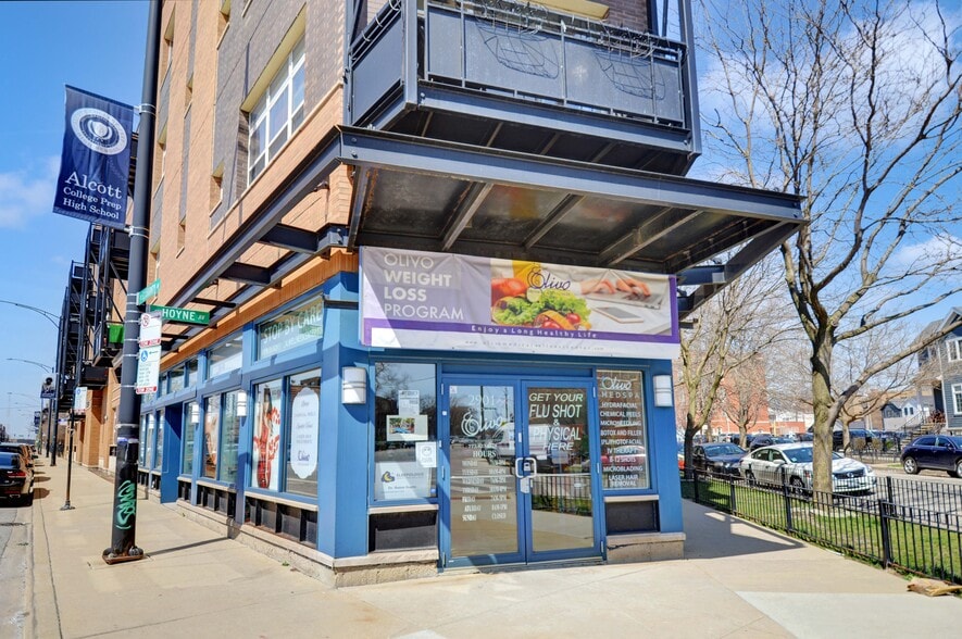 2901 N Clybourn Ave, Chicago, IL à louer - Photo de l’immeuble – Image 2 sur 5