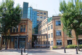 Plus de détails pour 13 Bramley Rd, Londres - Bureau à louer