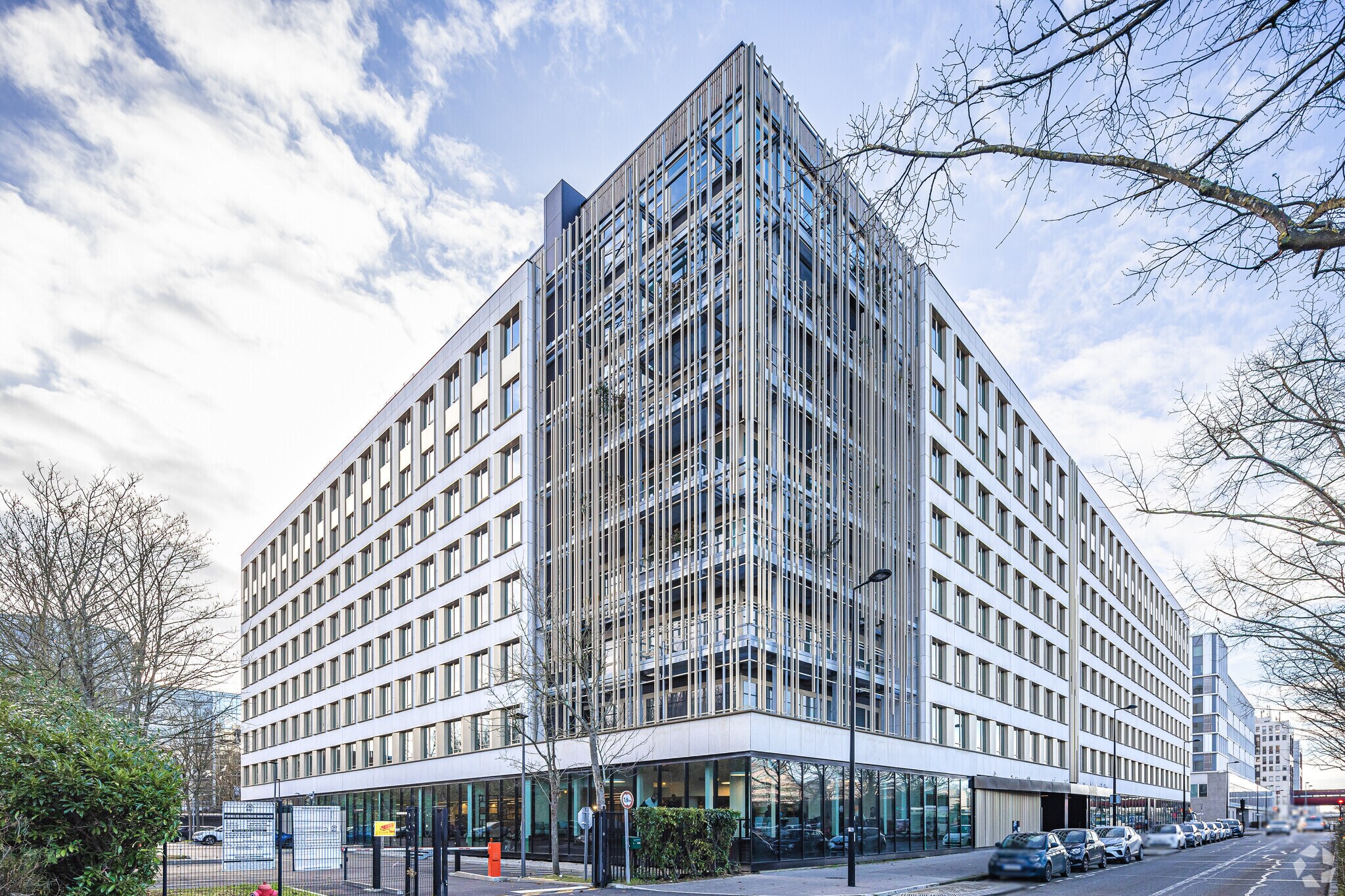 1 Avenue Des Prés, Montigny-le-Bretonneux à louer Photo principale– Image 1 sur 5