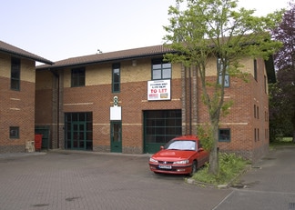Plus de détails pour 3-4 Hurlands Business Ctr, Farnham - Local d'activités à louer