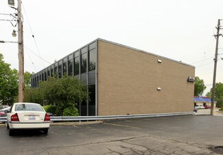 Plus de détails pour 1414 S Green Rd, South Euclid, OH - Bureau à louer