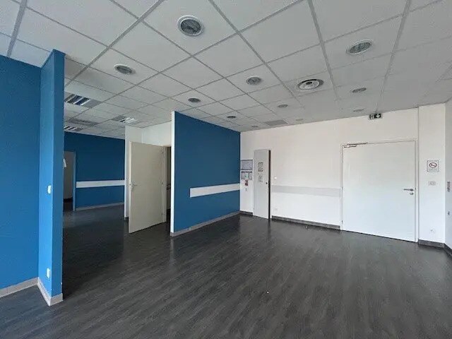 Local commercial dans Chalon-sur-Saône à vendre - Photo intérieure – Image 2 sur 5
