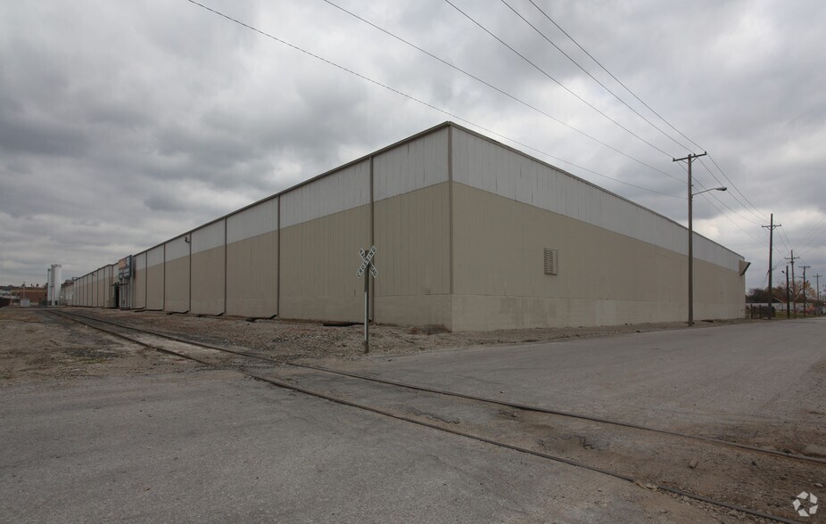1413 Osage Ave, Kansas City, KS à louer - Photo de l’immeuble – Image 3 sur 9