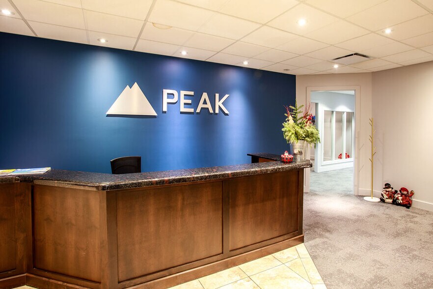 1455 Ellis St, Kelowna, BC à louer - Photo de l’immeuble – Image 2 sur 5