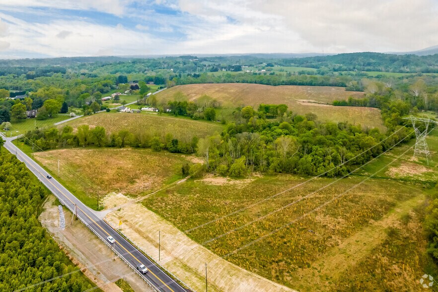 Urbana Pike, Frederick, MD à vendre - Photo principale – Image 1 sur 9
