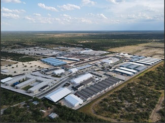 Plus de détails pour 434 Urenda Loop, Carrizo Springs, TX - Industriel/Logistique à vendre