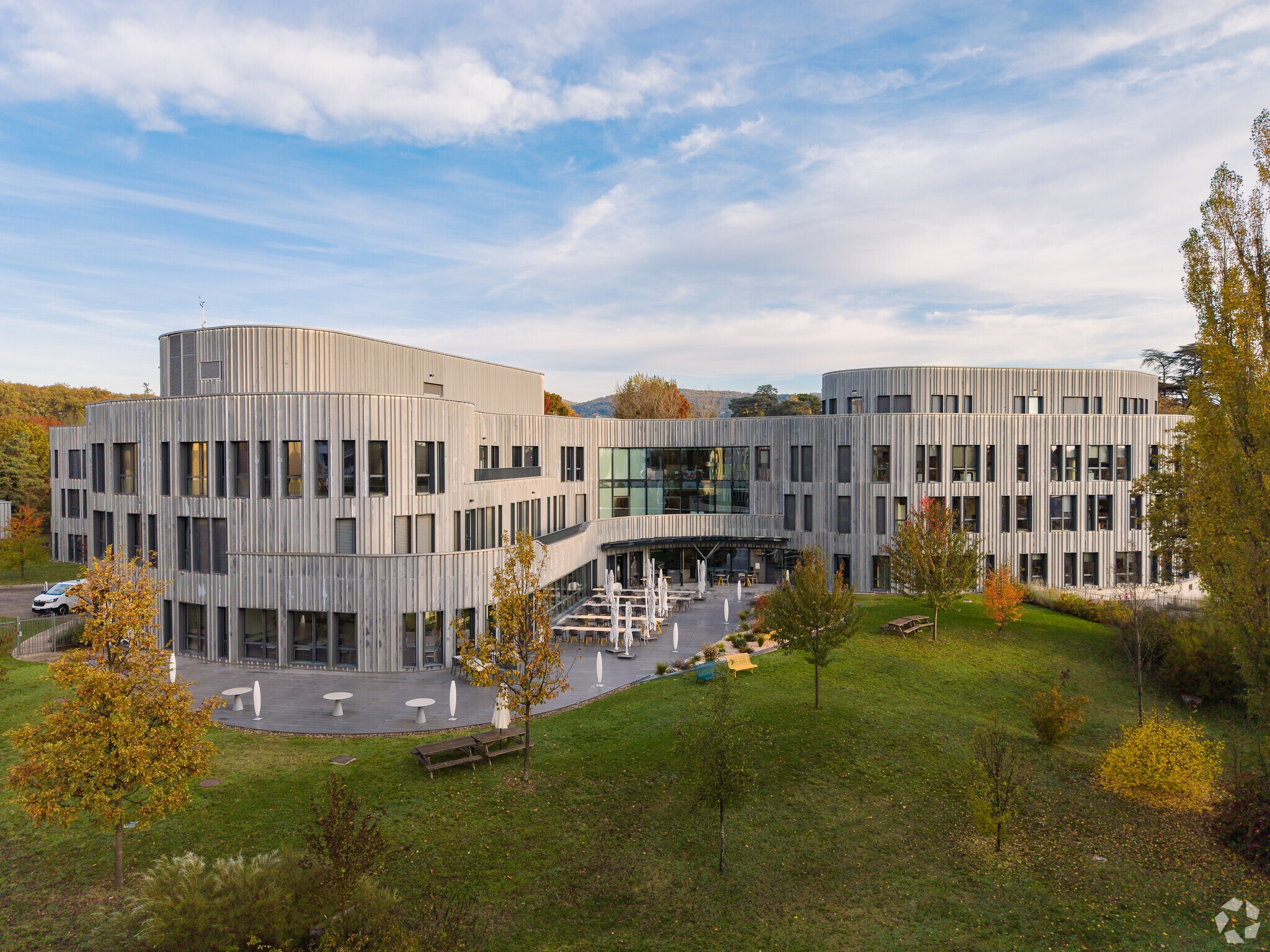 Rue Sans Souci, Limonest à louer Photo de l’immeuble– Image 1 sur 19