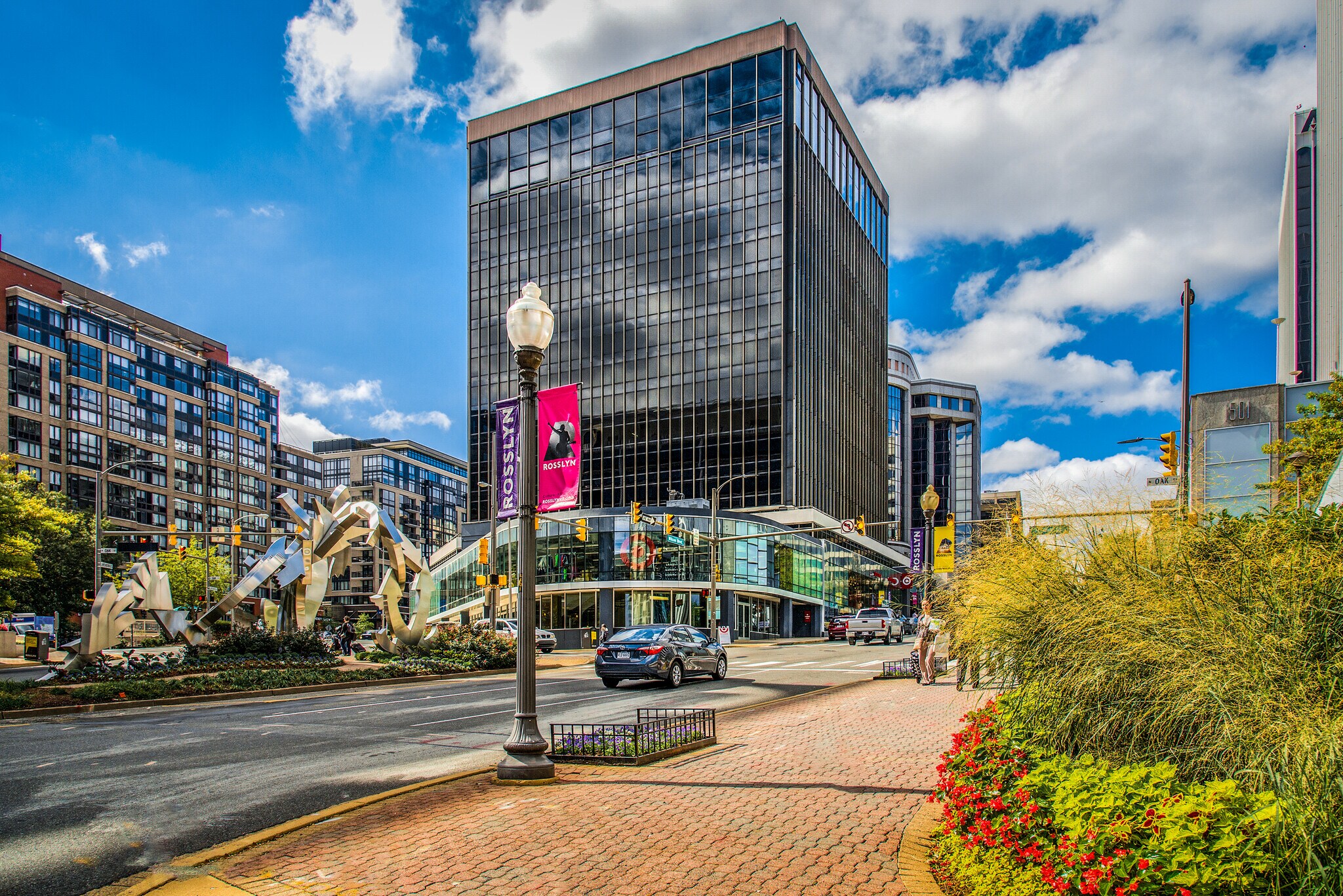 1500 Wilson Blvd, Arlington, VA à louer Photo principale– Image 1 sur 6