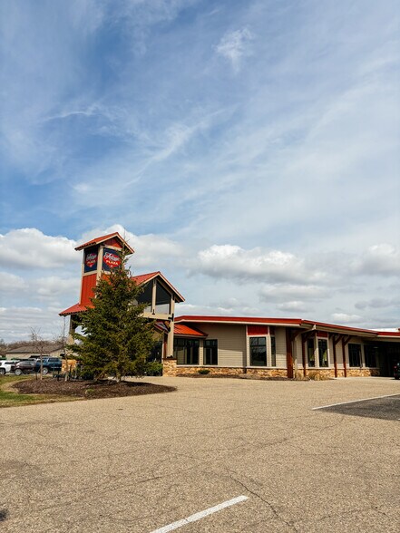1233 4th St S, Cannon Falls, MN à louer - Photo de l’immeuble – Image 2 sur 4