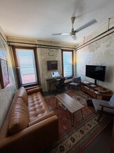 523 Prince Ave, Athens, GA à louer Photo intérieure– Image 1 sur 11