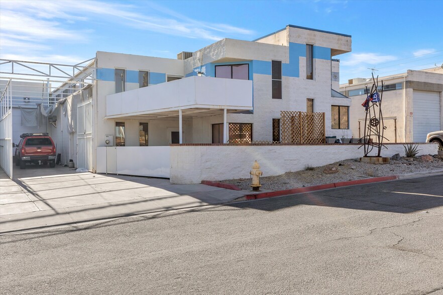 674 Wells Rd, Boulder City, NV à vendre - Photo de l’immeuble – Image 1 sur 30
