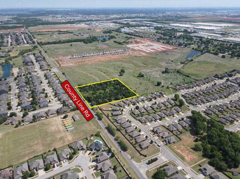 SW 29th St, Oklahoma City, OK à vendre - Photo de l’immeuble – Image 2 sur 3