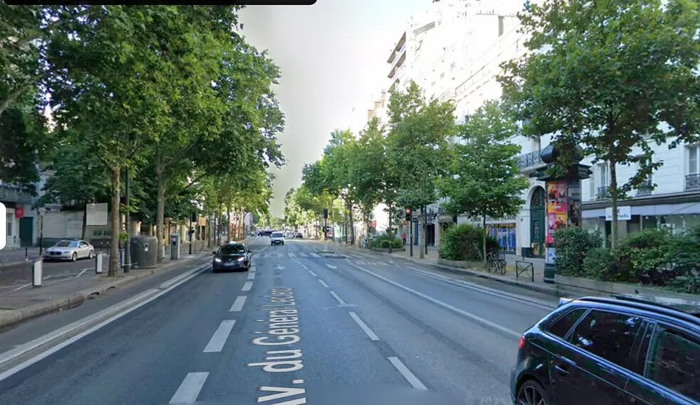 Local commercial dans Paris à louer - Photo de l’immeuble – Image 2 sur 4