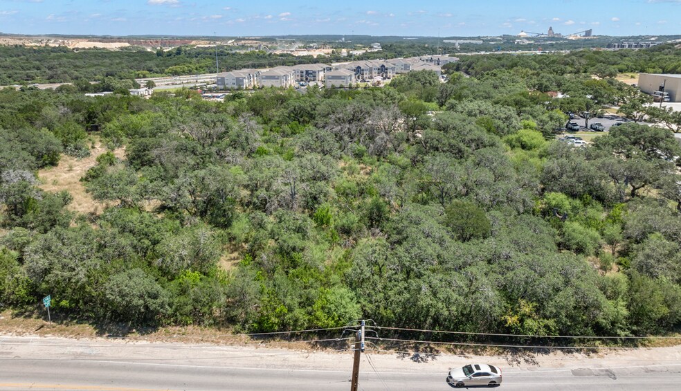 17190 Classen Rd, San Antonio, TX à vendre - Photo de l’immeuble – Image 3 sur 9