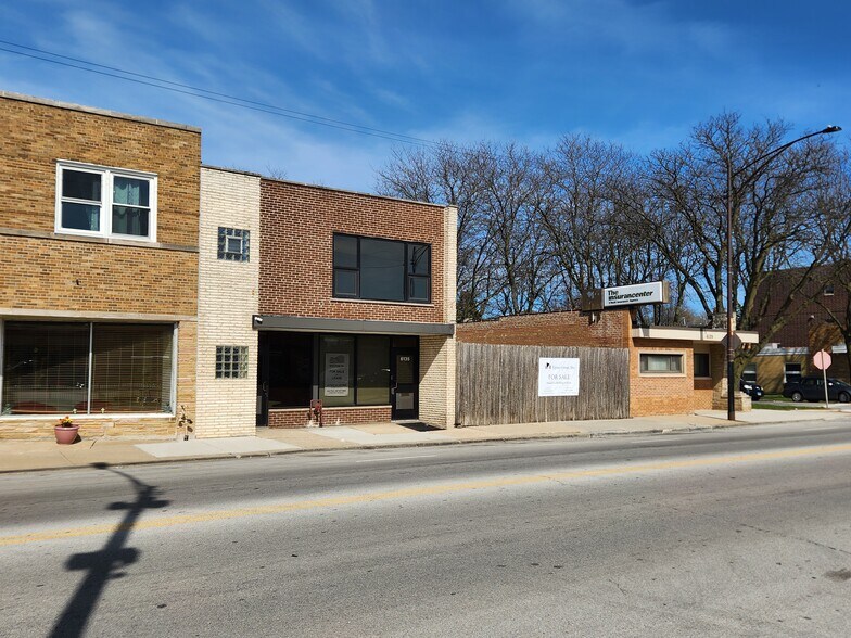 6135 N Elston Ave, Chicago, IL à vendre - Photo de l’immeuble – Image 2 sur 11