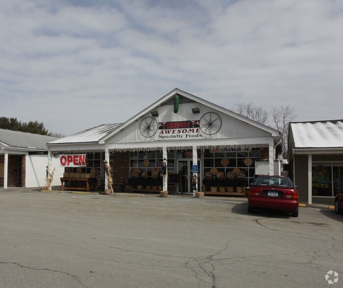 Route 9, Hyde Park, NY à louer - Photo de l’immeuble – Image 3 sur 5