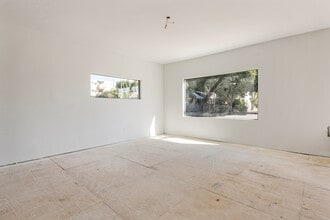 6600 Lexington Ave, Los Angeles, CA à louer Photo intérieure– Image 2 sur 3