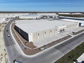 1192 Reuthinger Pky, Laredo, TX à louer Photo intérieure– Image 2 sur 7