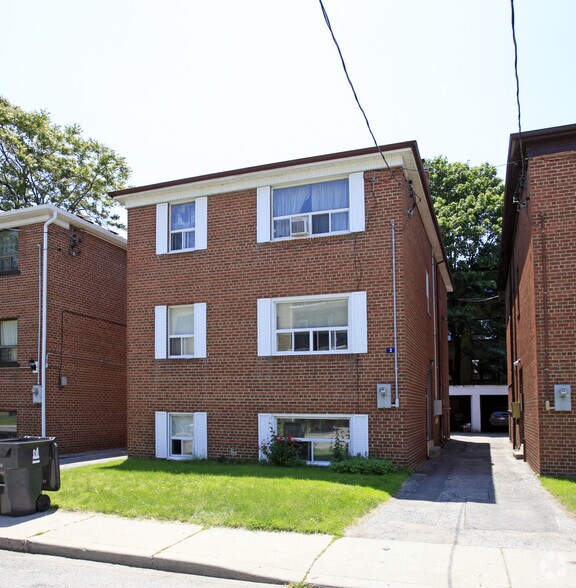 3 Bater Ave, Toronto, ON à vendre - Photo de l’immeuble – Image 2 sur 2