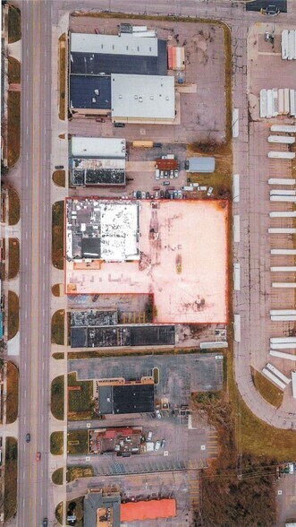 31630 Plymouth Rd, Livonia, MI à vendre - Photo de l’immeuble – Image 2 sur 11