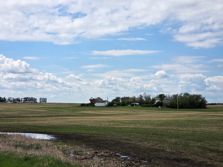 24209 Highway 625, Beaumont, AB à vendre - Photo de l’immeuble – Image 2 sur 6