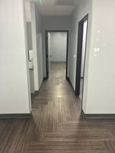 13500 Midway Rd, Farmers Branch, TX à louer Photo intérieure– Image 2 sur 8