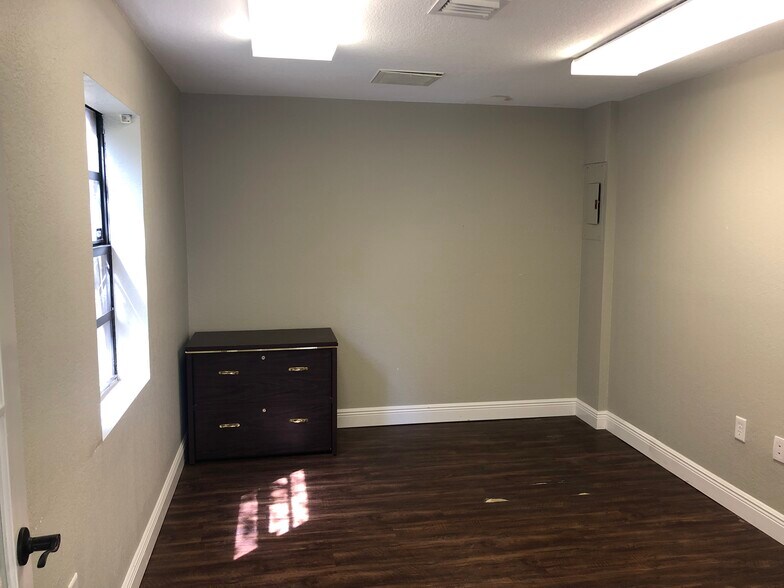 2908 Lakeview Dr, Fern Park, FL à vendre - Photo de l’immeuble – Image 3 sur 3
