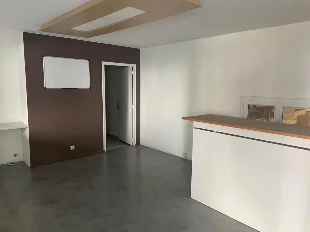 Local d'activités dans Fontenay-sous-Bois à vendre Photo intérieure– Image 1 sur 4