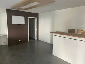 Local d'activités dans Fontenay-sous-Bois à vendre Photo intérieure– Image 1 sur 4