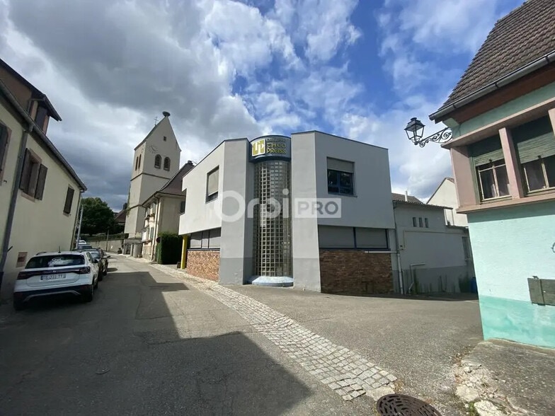 Local d'activités dans Mittelwihr à vendre - Photo de l’immeuble – Image 1 sur 12
