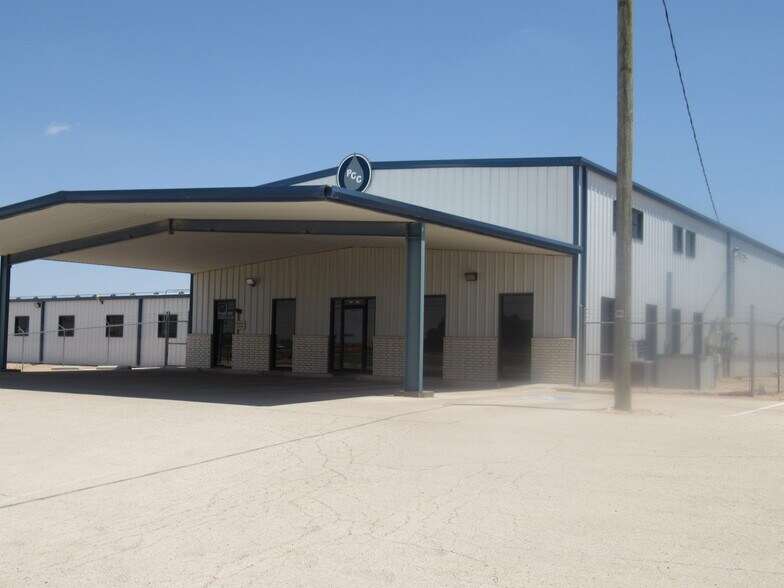 9105 W Interstate 20, Midland, TX à louer - Photo de l’immeuble – Image 2 sur 6