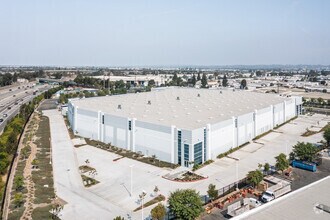 2872 E La Palma Ave, Anaheim, CA - Vue aérienne  vue de carte - Image1