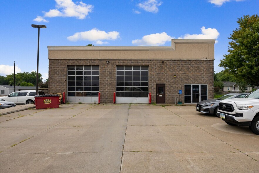 824 Orchard St, Iowa City, IA à vendre - Photo de l’immeuble – Image 3 sur 12