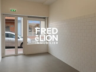 Plus de détails pour Local commercial à louer