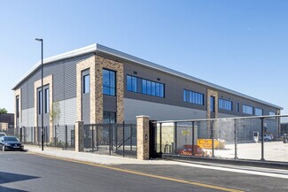 Plus de détails pour Willoughby Ln, Londres - Industriel/Logistique à louer