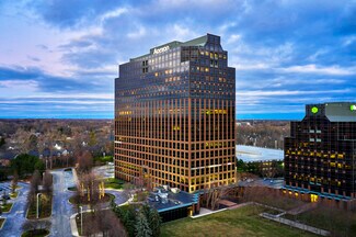 Plus de détails pour One Towne Sq, Southfield, MI - Bureau, Local commercial à louer