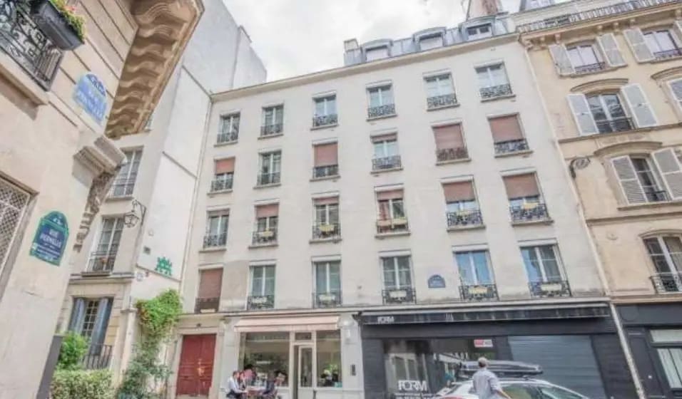 Local commercial dans Paris à louer Photo de l’immeuble– Image 1 sur 3