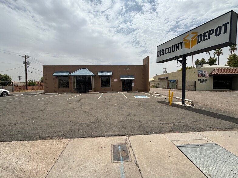3409 W Bethany Home Rd, Phoenix, AZ à louer - Photo de l’immeuble – Image 1 sur 7