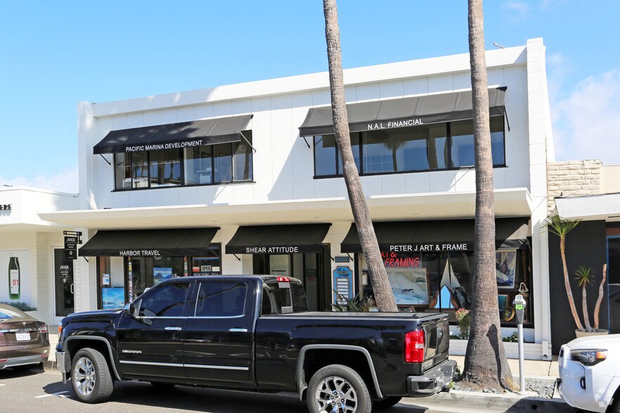 3416 Via Lido, Newport Beach, CA à louer - Photo de l’immeuble – Image 2 sur 12