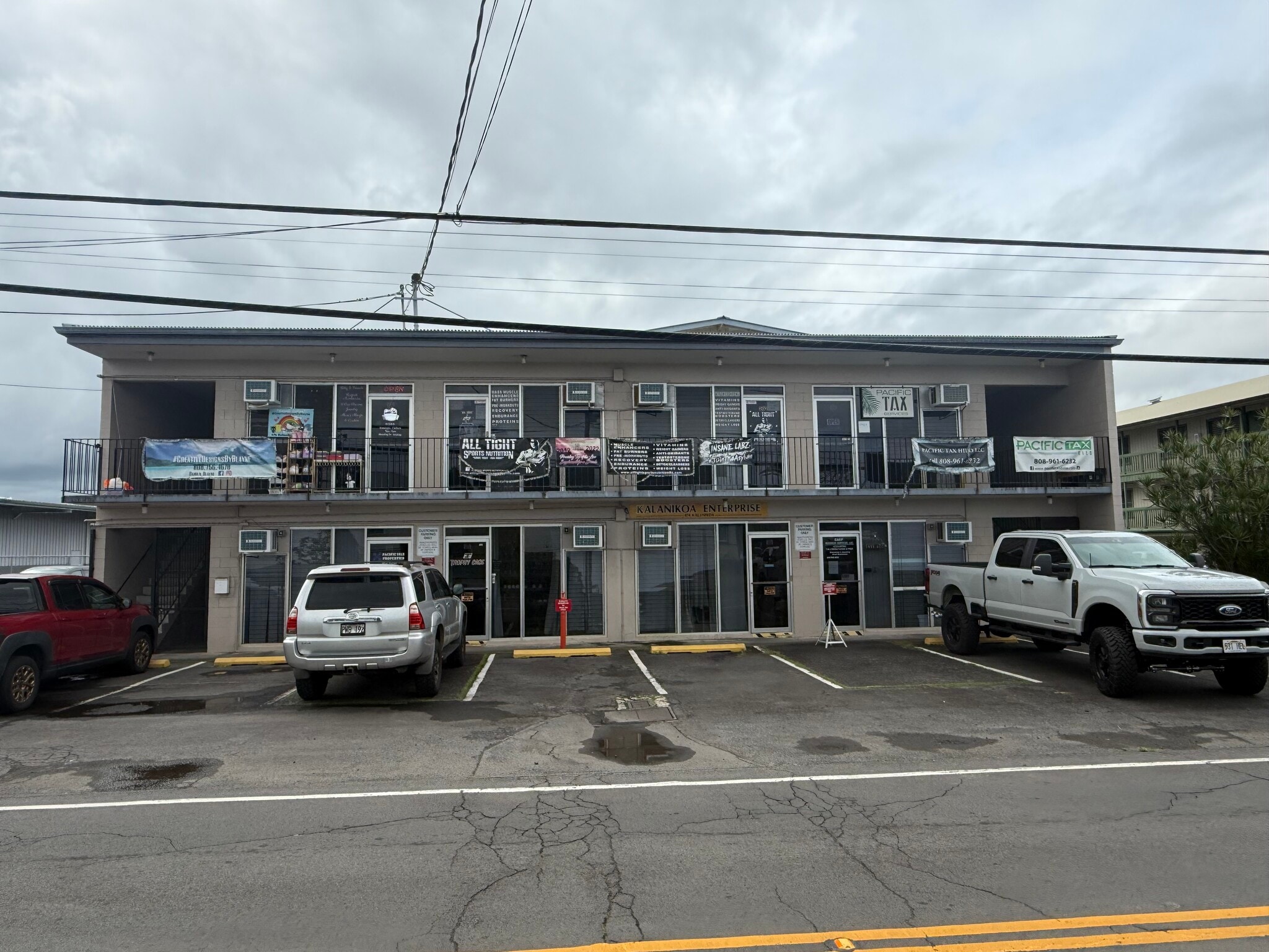 474 Kalanikoa St, Hilo, HI à louer Photo intérieure– Image 1 sur 1