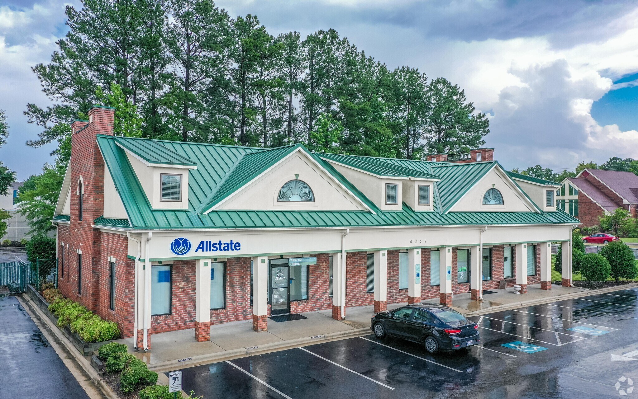 6408 Brookstone Ln, Fayetteville, NC à vendre Photo principale– Image 1 sur 49