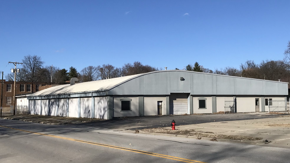 700 N Macarthur Blvd, Springfield, IL à louer - Photo de l’immeuble – Image 2 sur 6