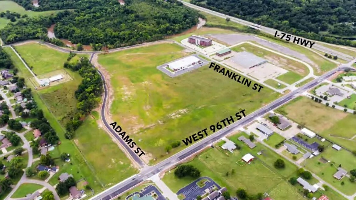 2524 W Main St, Jenks, OK à vendre Photo principale– Image 1 sur 5