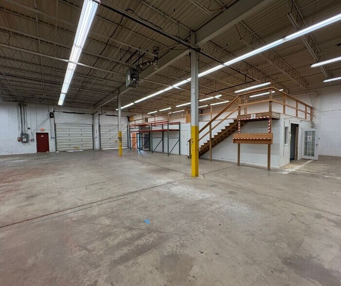 3907-3937 Wheeler Ave, Alexandria, VA à louer - Photo de l’immeuble – Image 3 sur 7