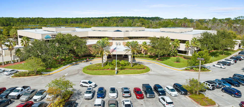 1890 LPGA Blvd, Daytona Beach, FL à louer - Photo de l’immeuble – Image 1 sur 15