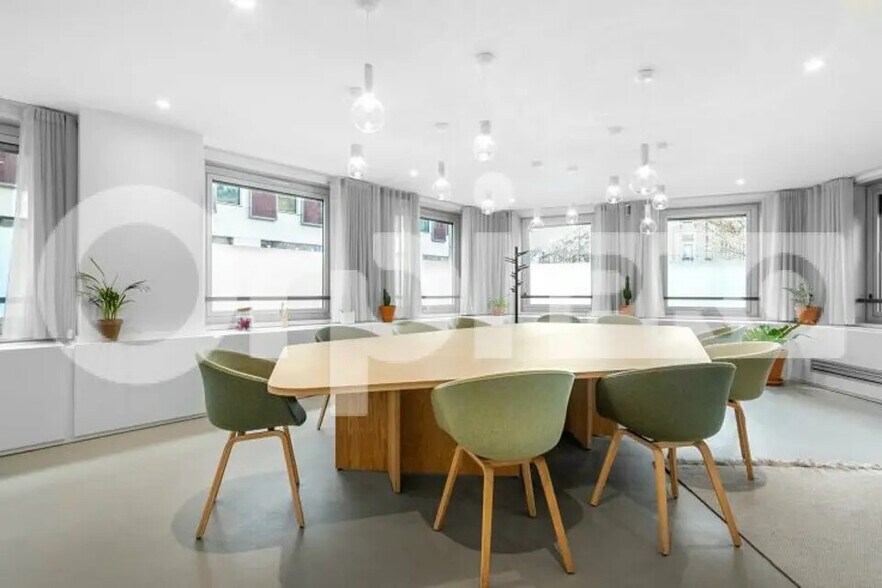 54-56 Avenue Hoche, Paris à louer - Photo de l’immeuble – Image 3 sur 5