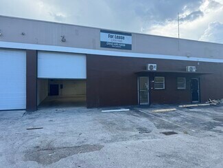 Plus de détails pour 7784 W 2nd Ct, Hialeah, FL - Industriel/Logistique à louer